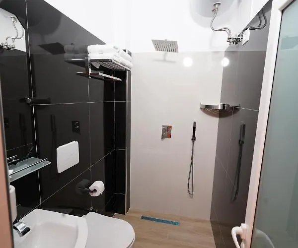 Sr99 Hotel Tirana